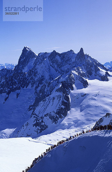 Mont-Blanc-Gruppe  Blick vom Aiguille du Midi  Chamonix  Alpes du Nordes  Rhone-Alpes  Frankreich  Europa