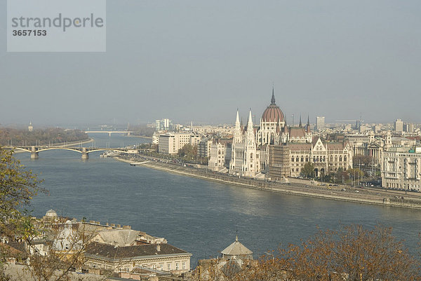 Blick auf Budapest  Ungarn  Europa