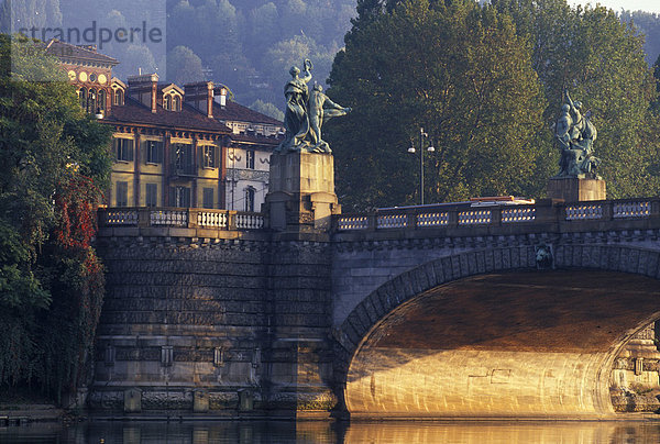 Turin Piemont Italien Ponte Umberto I. über den Po
