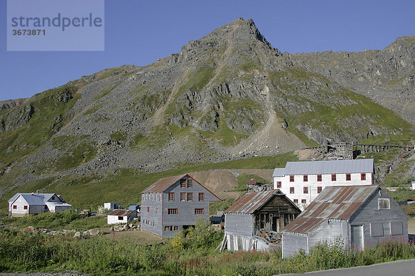 Die Anlage und Gebäude der Indipendence Mine die bis 1930 in Betrieb war und nun ein Historical State Park ist Hatcher Pass Alaska USA