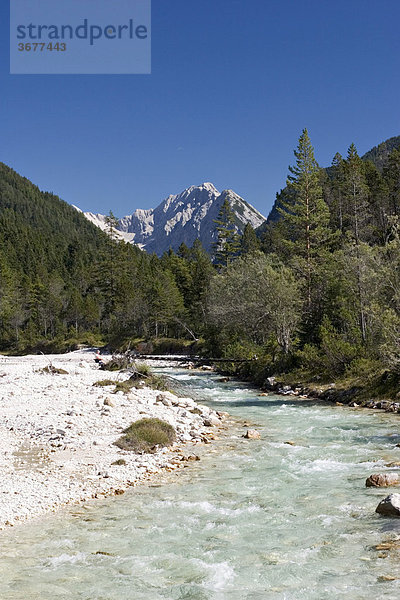 Isar im Hinterautal - Karwendelgebirge - Tirol Österreich