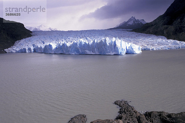 Gletscher im National Park Torres del Paine Patagonien Chile