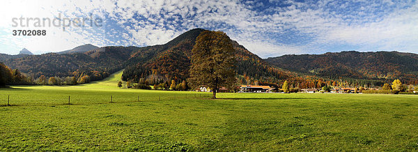 Panorama  Tegernsee  Bayern  Deutschland  Europa