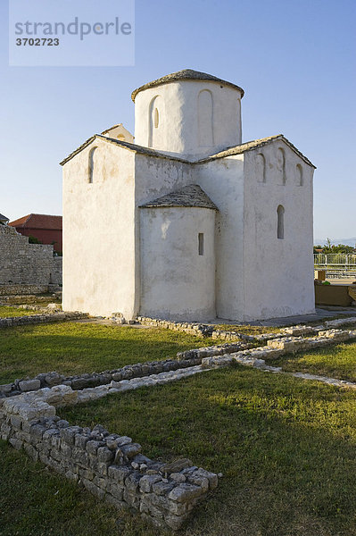Sv Kriû  kleinste Kathedrale der Welt  Nin  Norddalmatien  Kroatien  Europa