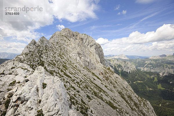 Hochturm  2081m  Gipfel des Trenchtling  Hochschwab  Steiermark  Österreich  Europa