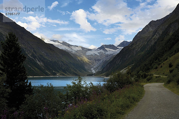 Schlegeisstausee  Schlegeisspeicher  Schlegeisgrund  Blick auf die Berge  Großer Möseler und Hochfeiler  Österreich  Europa