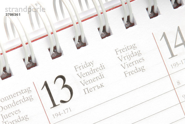 Kalender zeigt Freitag den Dreizehnten  Symbolbild für Pech