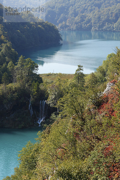 Nationalpark Plitwitzer Seen  Plitvicer Seen  Milanovac-See und Kozjak-See  Plitvicka Jezera  Kroatien  Europa