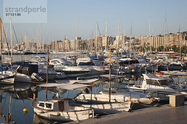 Yachthafen von Palma de Mallorca  Mallorca  Balearen  Mittelmeer  Spanien  Europa