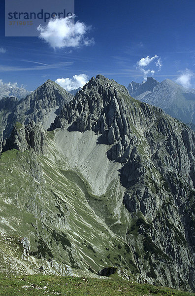 Blick auf die Wimmertürme und Freiungsspitzen bei Seefeld Tirol Austria