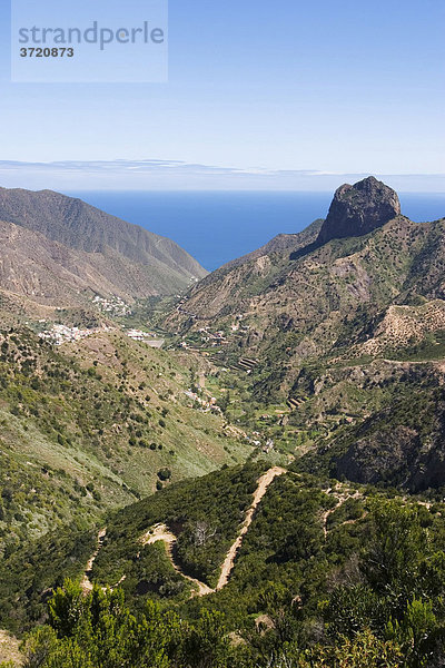 Vallehermoso mit Roque El Cano - La Gomera