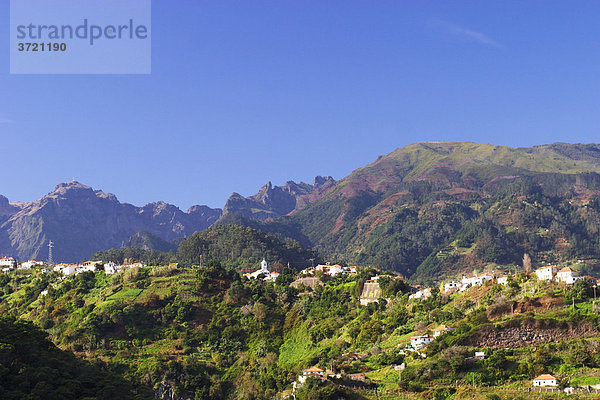 Sao Roque do Faial mit Pico do Areiro - Madeira