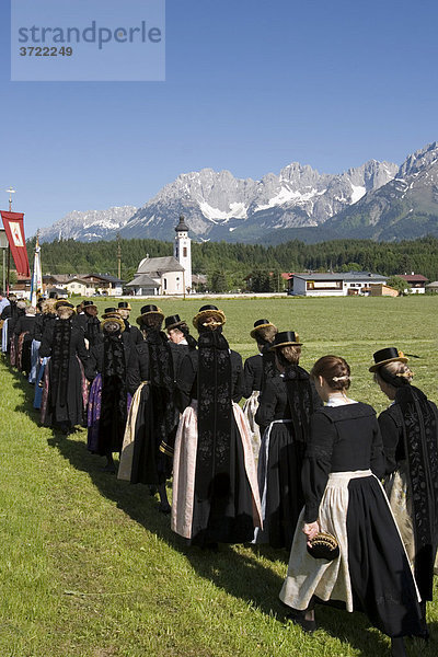 Fronleichnamsprozession in Oberndorf in Tirol Österreich