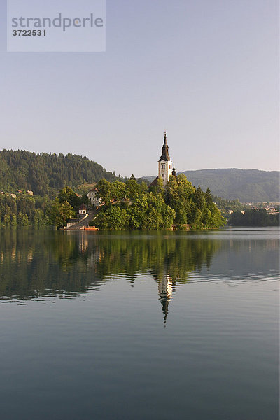 Bleder See mit Insel Otok - morgens - Slowenien