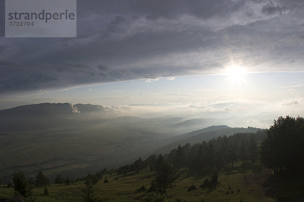 Abendstimmung auf Berg Slivnica - Slowenien