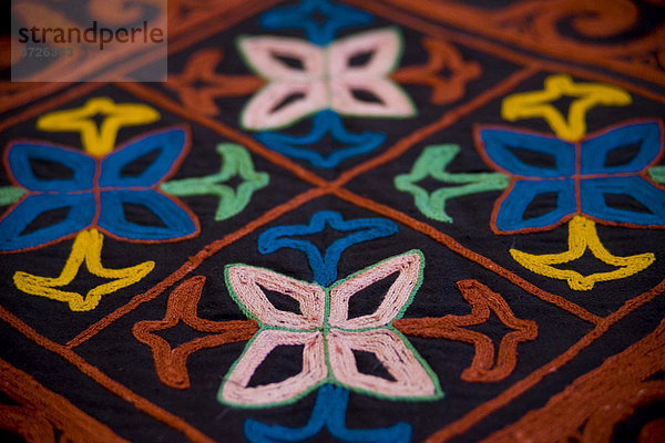 Farbenfroher Teppich aus Kyrgisistan