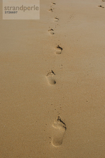 Foot Prints In den Sand  Santander  Spanien