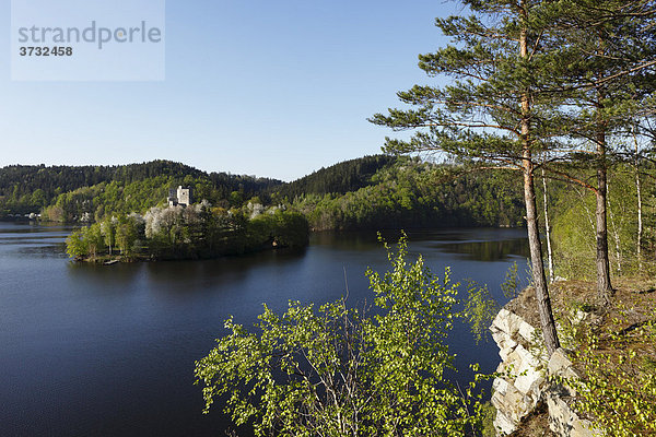 Burg-Ruine Dobra  Dobrastausee  Fluss Kamp  Naturpark Kamptal-Schönberg  Waldviertel  Niederösterreich  Österreich  Europa