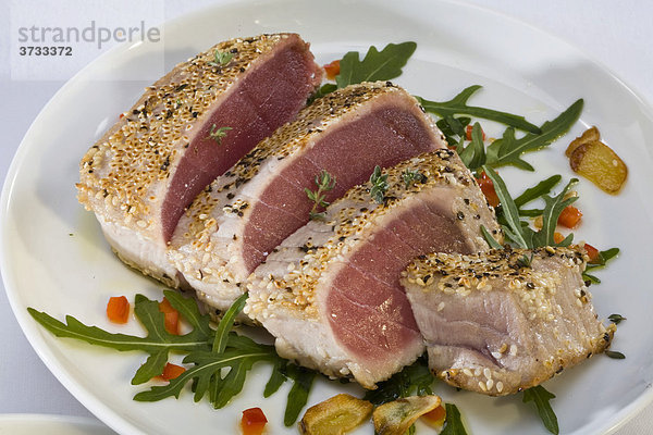 Thunfisch-Filet mit Sesamkruste