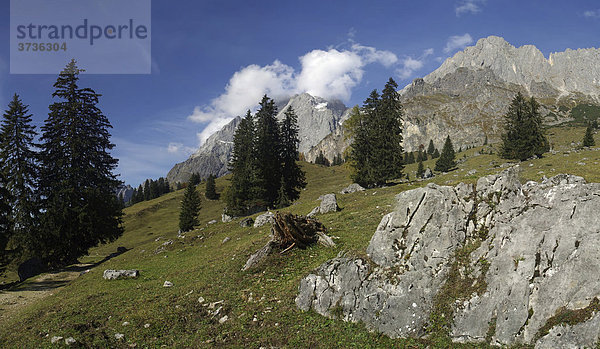 Wandergebiet in den Berchtesgadener Alpen  Hochkönig  Salzburger Land Österreich  Europa