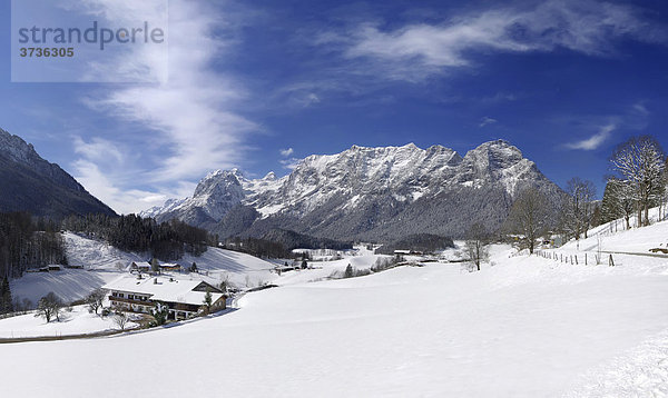 Wintersportgebiet Berchtesgaden  Winterlandschaft mit Schnee  Berchtesgadener Alpen  Deutschland  Europa