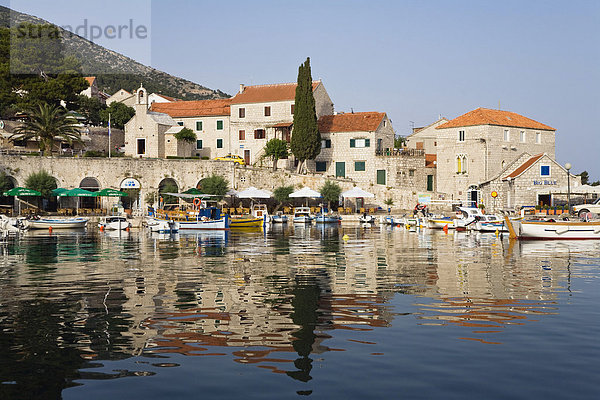 Hafen Bol  Insel Brac  Dalmatien  Kroatien  Europa