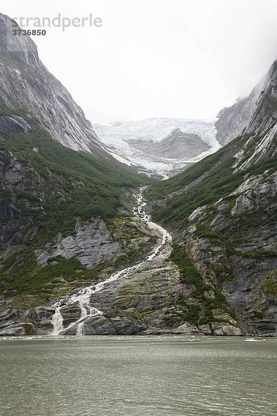 Trogtal  Gletscherschliff  Endicott Arm  Inside Passage  Südost-Alaska  Alaska  USA  Nordamerika