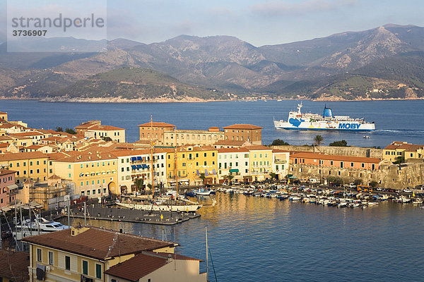 Hafen von Portoferraio  Elba  Toskana  Italien  Mittelmeer  Europa