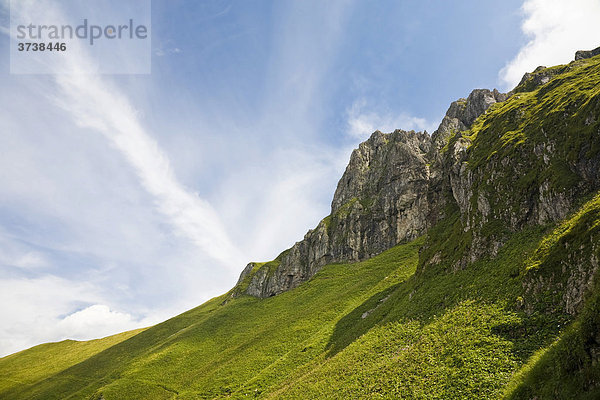 Gebirgskamm in den Eisenerzer Alpen Richtung Reichenstein  Eisenerz  Steiermark  Österreich  Europa