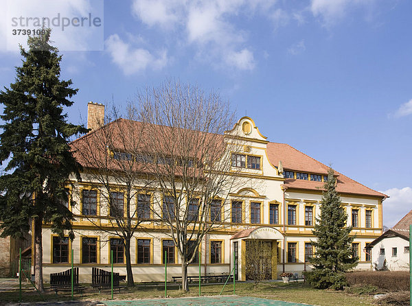 Gymnasium in Slapanice  Süd-Mähren  Tschechische Republik  Europa