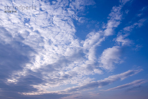 Schäfchenwolkenhimmel