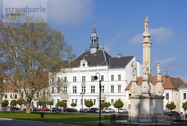 Rathaus in Valtice  Breclav-Gebiet  Süd-Mähren  Tschechische Republik  Europa