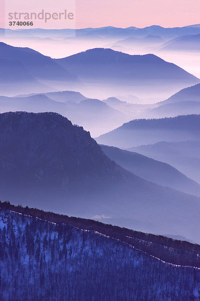 Tagesanbruch  Berg Chleb  Mala Fatra Nationalpark  Slowakei  Europa