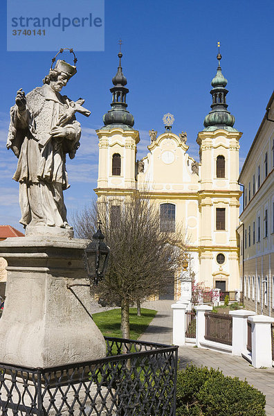 Mariä Himmelfahrtskirche in Straznice  Hodonin  Südmähren  Tschechien  Europa