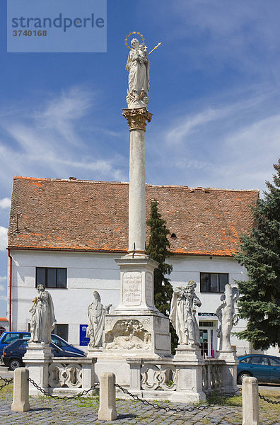 Mariensäule in Hosteradice  Hostieraditz  Znojmo  Znaim  Bezirk  Süd-Mähren  Tschechien  Europa