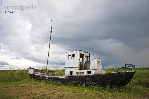 Schiffswrack in der Bucht von Vergi im Lahemaa Nationalpark  Estland  Baltikum  Nordosteuropa