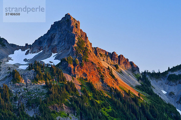 Pinnacle Peak  Mt. Rainier National Park  Washington  USA