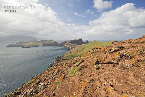 Blick vom Pico do Furado Naturschutzgebiet auf der Halbinsel Ponta de Sao Lourenco  Madeira  Portugal