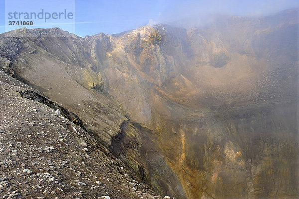 Crater edge  Mount Etna  Sicily  Itlay  Europe