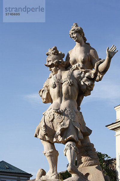 Raptusgruppe-Skulptur im Mirabellgarten  Stadt Salzburg  Österreich  Europa