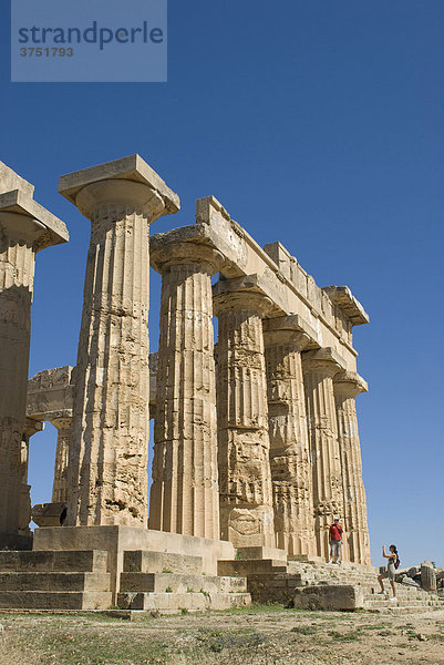 Säulen  Tempel E der Zeusgattin Hera (Juno)  Selinunte (Selinunt)  Sizilien  Italien  Süditalien