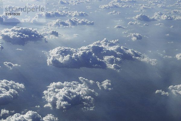 Wolkenstimmung  gesehen aus einem Flugzeug