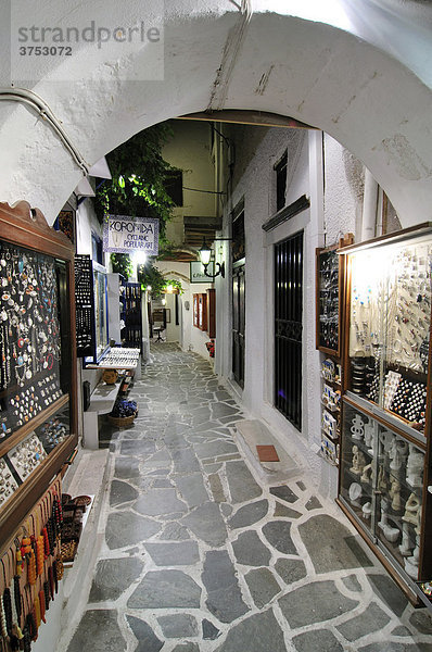 Alter Markt  Steinboden  Naxos Stadt  Gasse Kykladen  Griechenland  Europa
