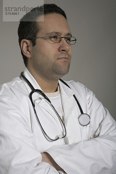 Arzt mit Stetoskop