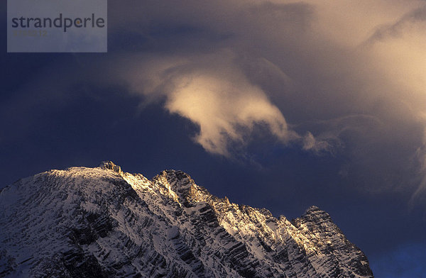 Watzmann mit Föhnwolken  Blick vom Schwarzeck  Berchtesgadener Alpen  Oberbayern