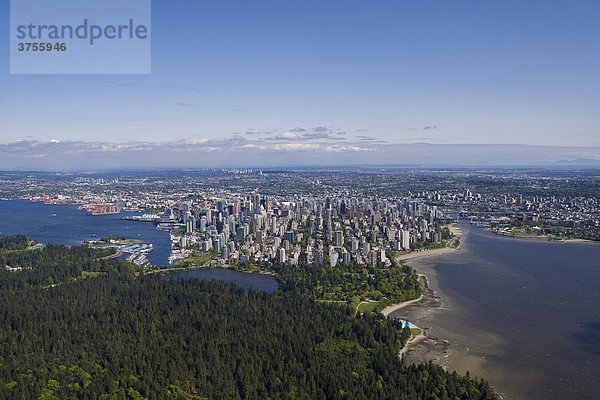 Stanley Park  Coral Harbour und Skyline von Vancouver  British Columbia  Kanada  Nordamerika