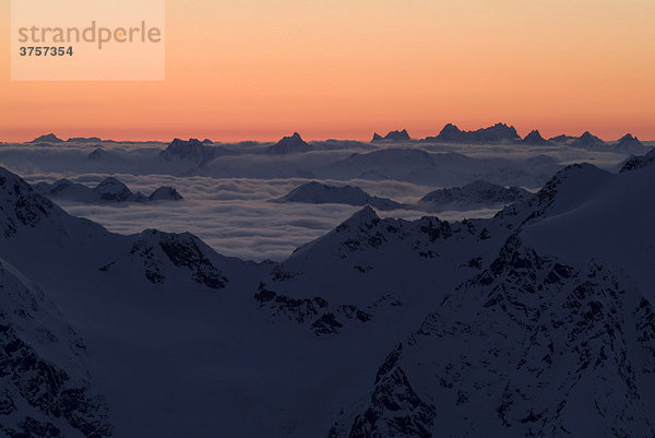 Verwallgruppe und Samnaungruppe  vom Brunnenkogel  Pitztaler Gletscher aus gesehen  Ötztaler Alpen  Tirol  Österreich  Europa