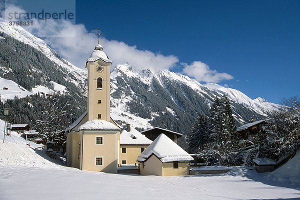Kirche Brandberg  Brandberg  Zillertal  Tirol  Österreich  Europa