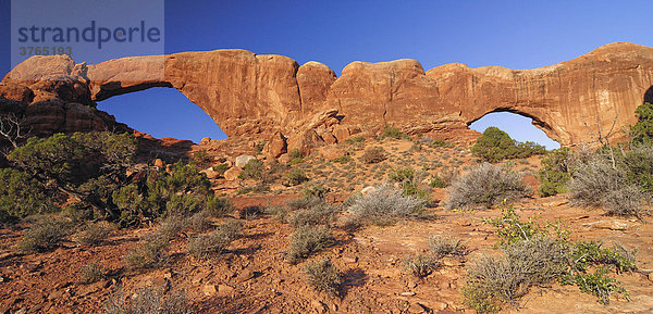 Double Arch  Arches Nationalpark  Utah  USA