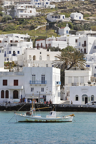 Historic centre and the harbour  Chora  Mykonos  Greece  Europe